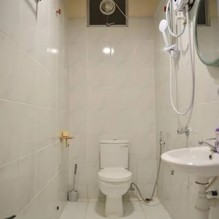 Your Home Away From Home. Sandakan Exterior photo